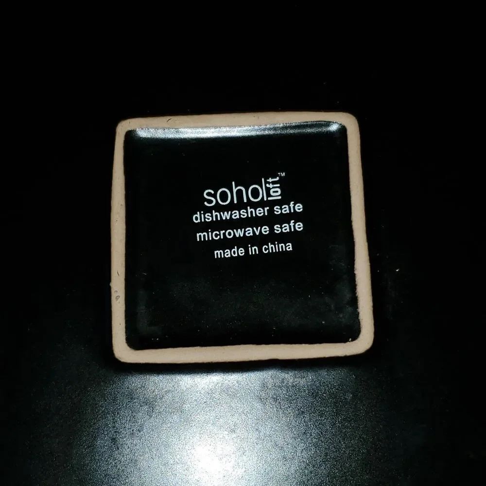 Soho Loft Fall Branch Design Plate 11" - Picture 3 of 3